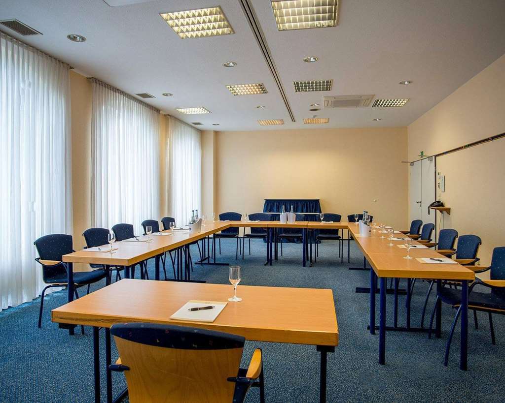 Quality Hotel, Star Inn Premium Bremen Restaurant photo